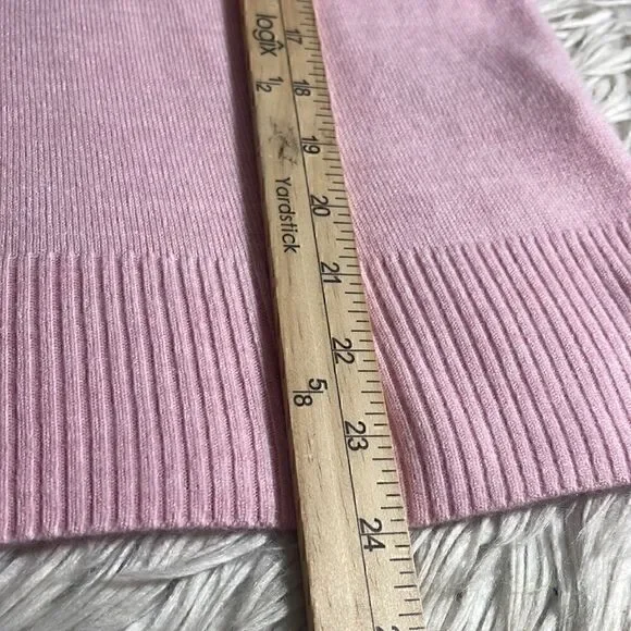 Vintage G.H. Bass & Company sweater Womens Sz M scoop neck ultra soft Hong Kong - Picture 7 of 11